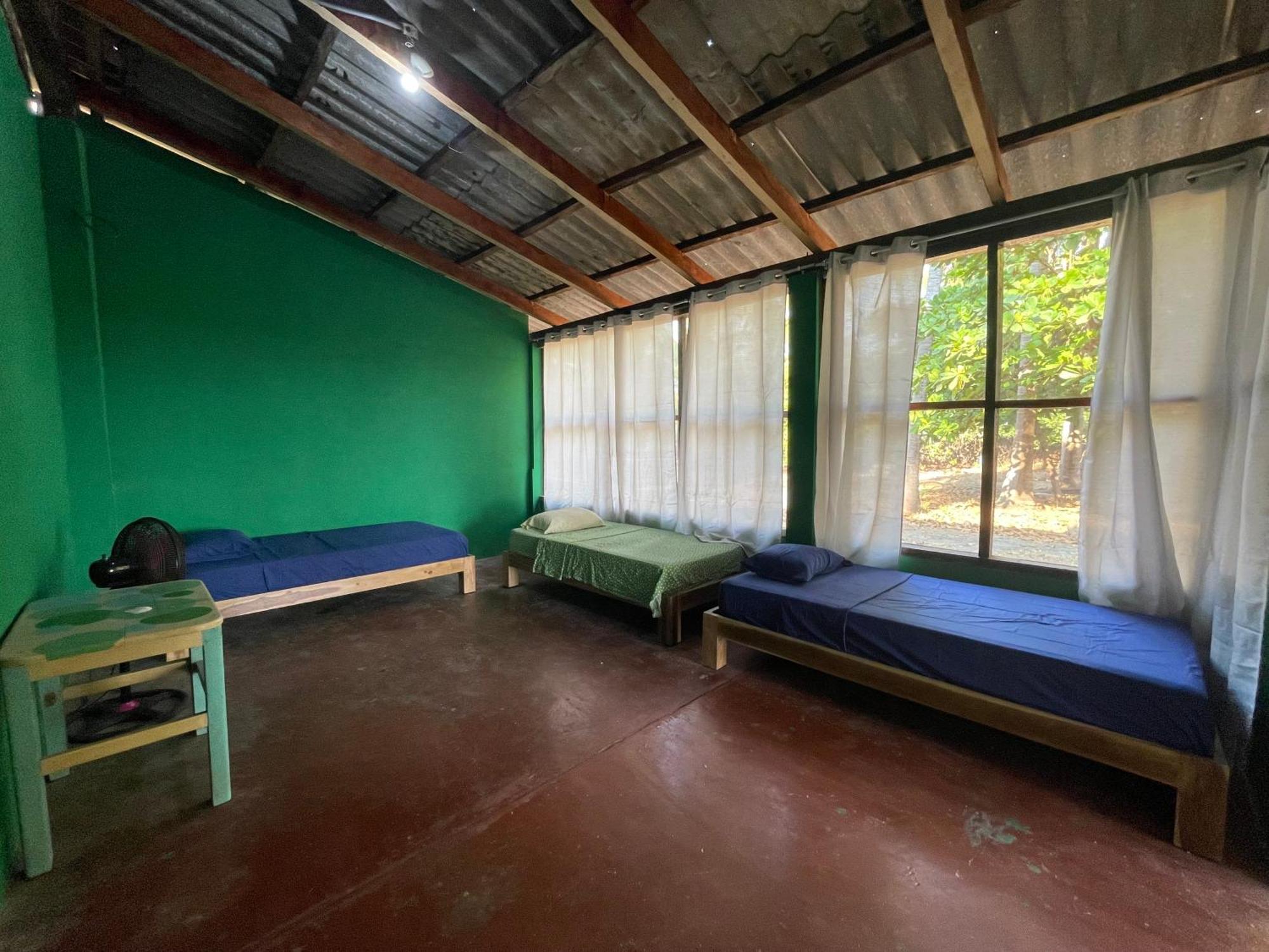 Sugarloaf Beach House & Surf Lodge El Cuco Bagian luar foto