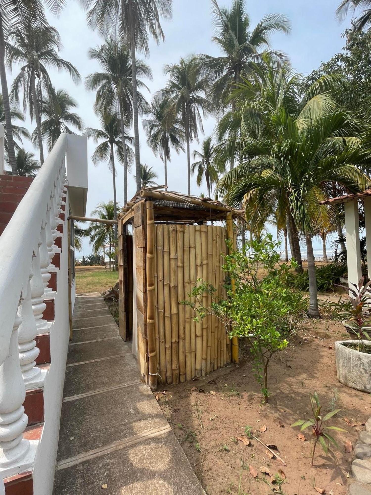 Sugarloaf Beach House & Surf Lodge El Cuco Bagian luar foto