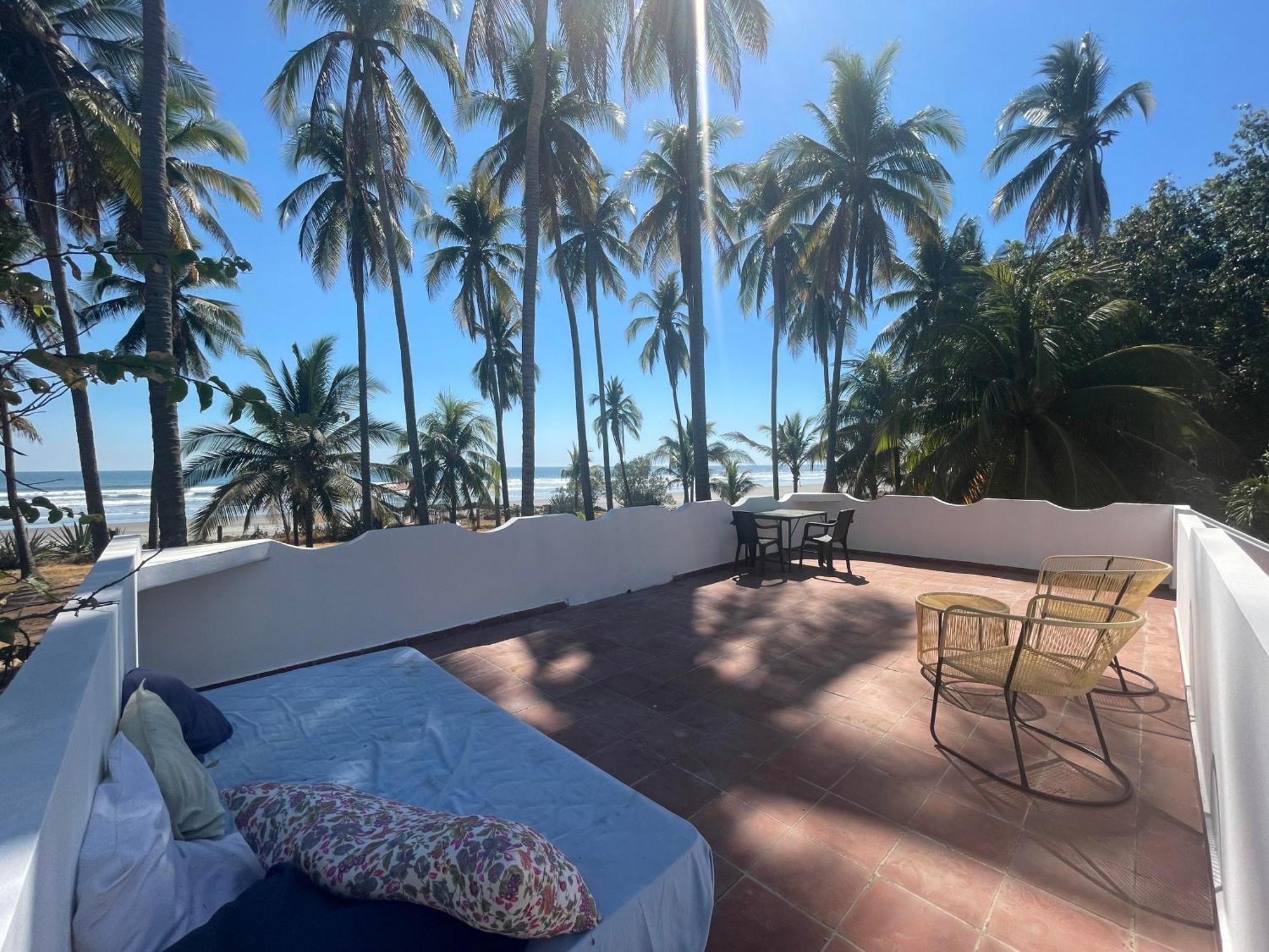 Sugarloaf Beach House & Surf Lodge El Cuco Bagian luar foto